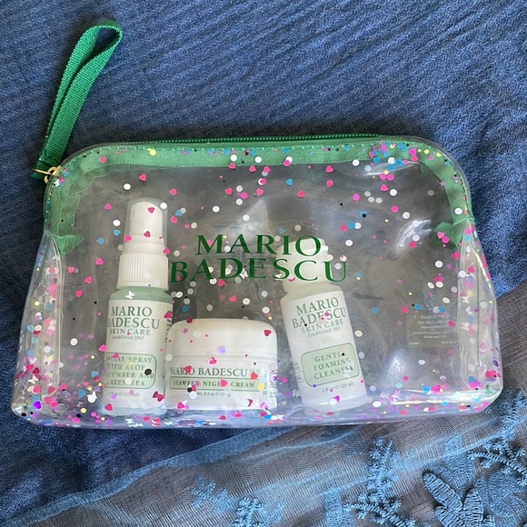 Mario Badescu Refreshing Facial Care Kit - Picture 3 of 3